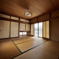 焼津市下小田　「和」木造建築の住宅　室内片付けいたしましたので、見学可能です。