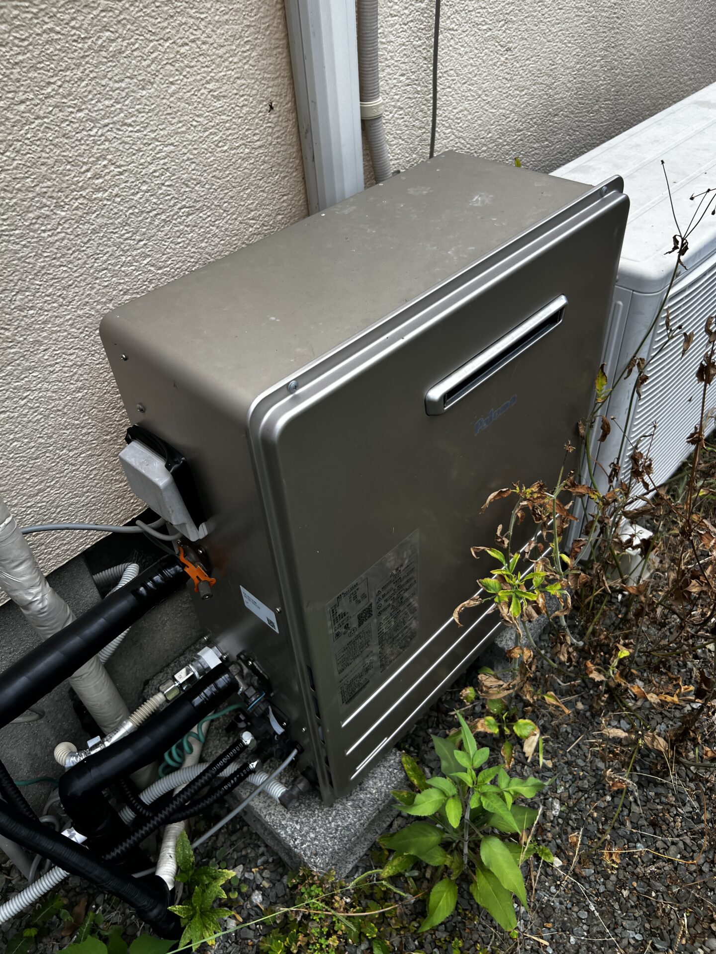 焼津市下小田　縁側から庭を楽しめる住宅　5SLDK